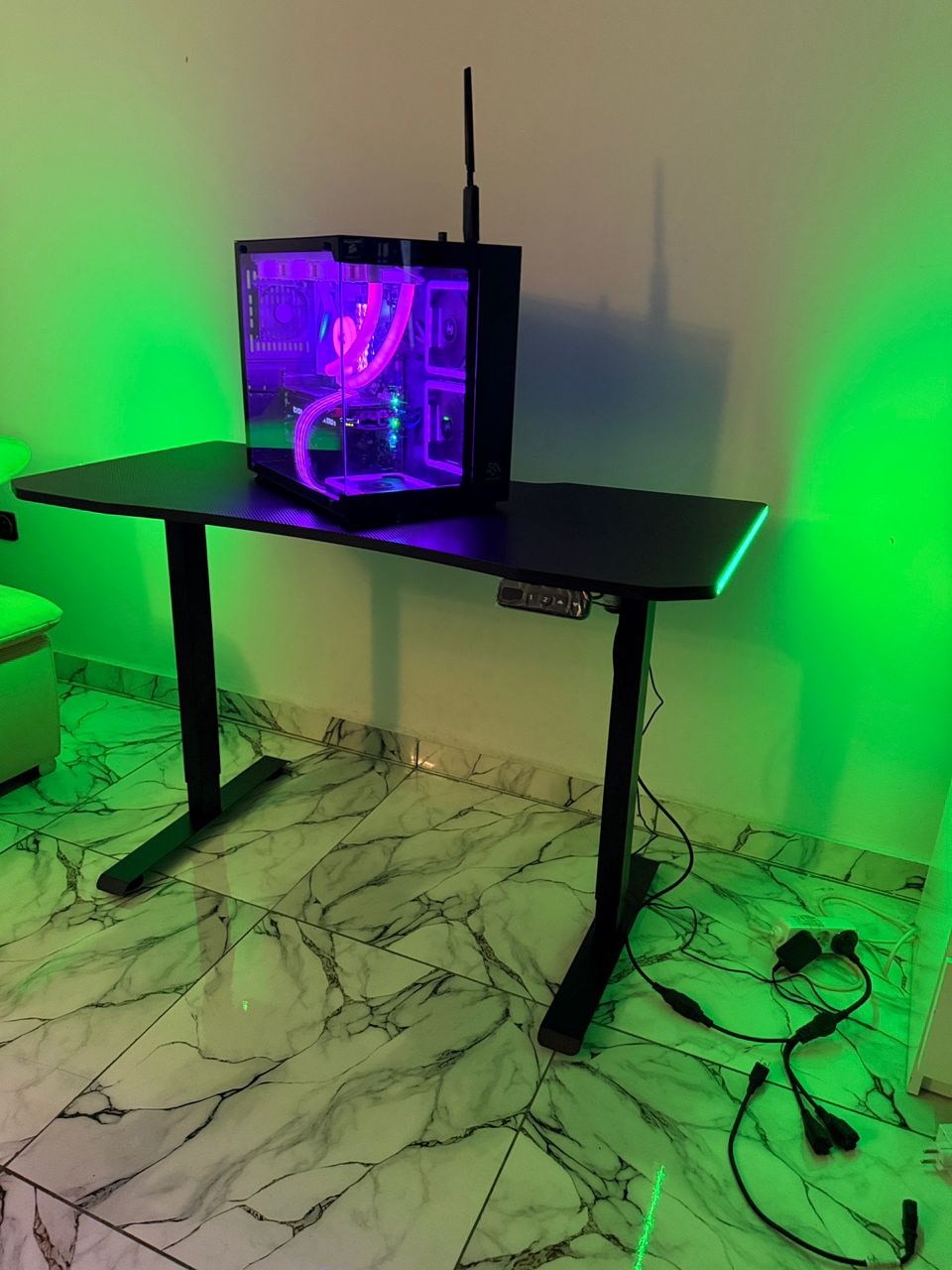 Electric Height-Adjustable RGB Desk